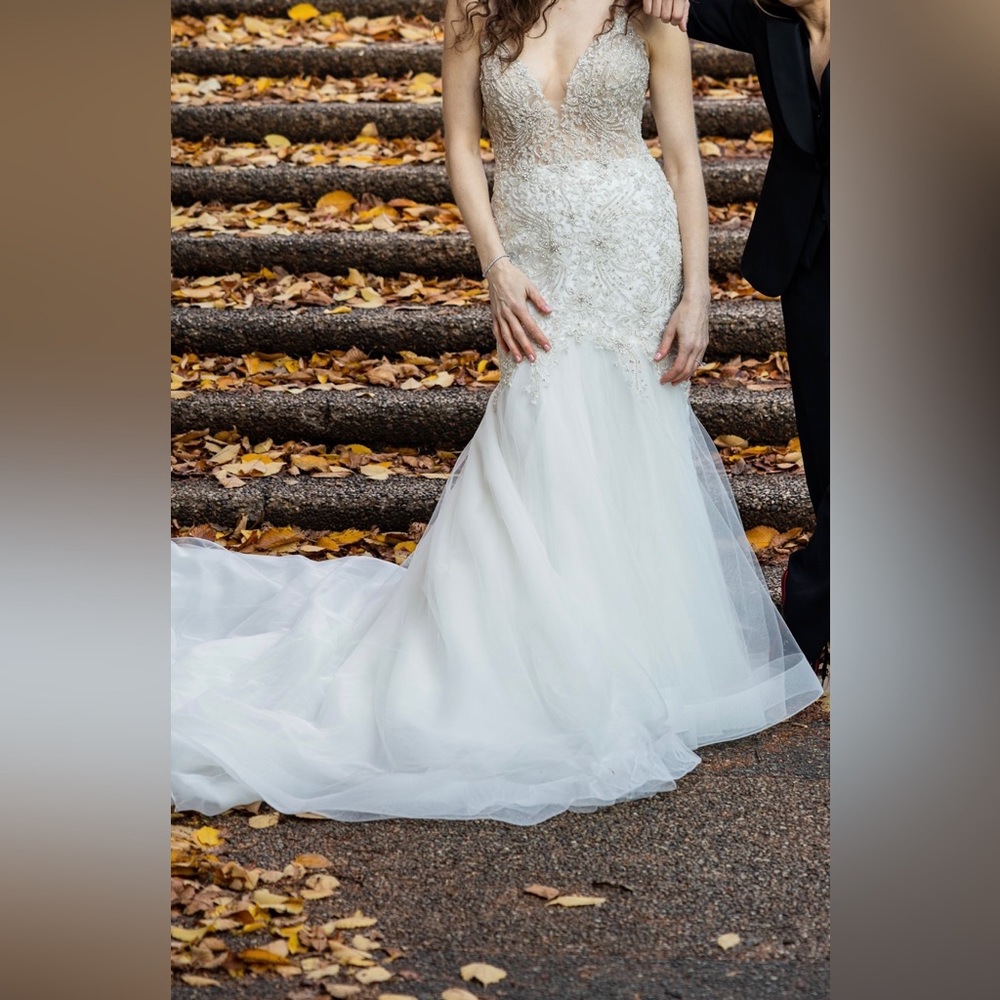 Casablanca Clara Wedding Dress style #2359